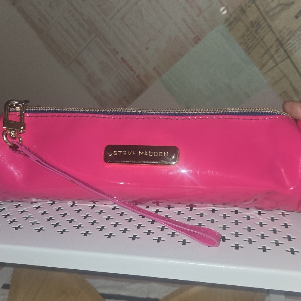 Steve Madden Hot Pink Wristlet